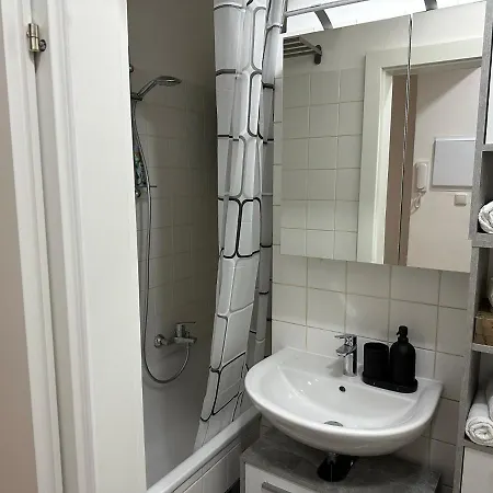 City Apartment Apartment
